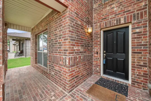 1507 Big Buck Trail, Arlington, TX 76002
