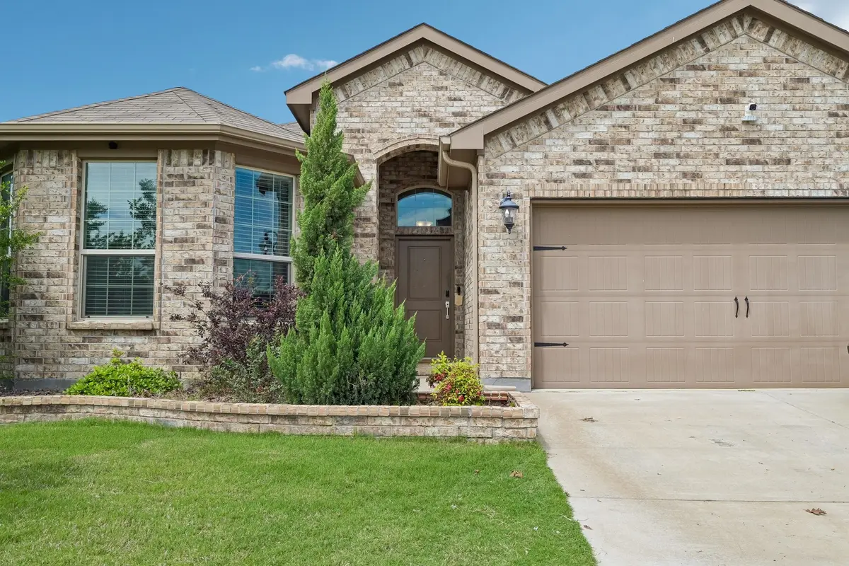 439 Helm Lane, Azle, TX 76020 - #1