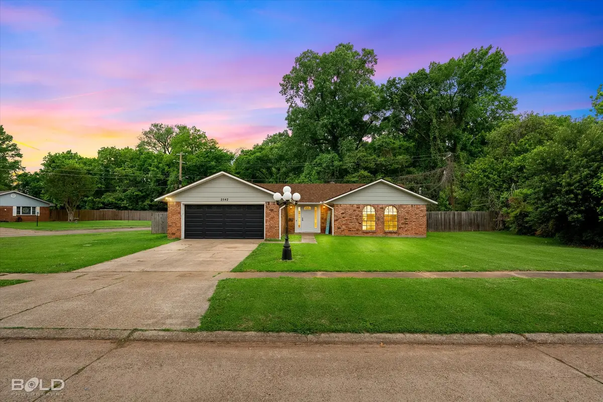 2542 Mecom Drive, Shreveport, LA 71104 - #1