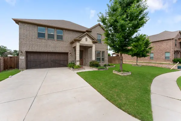 976 E Villas Court, Lewisville, TX 75067