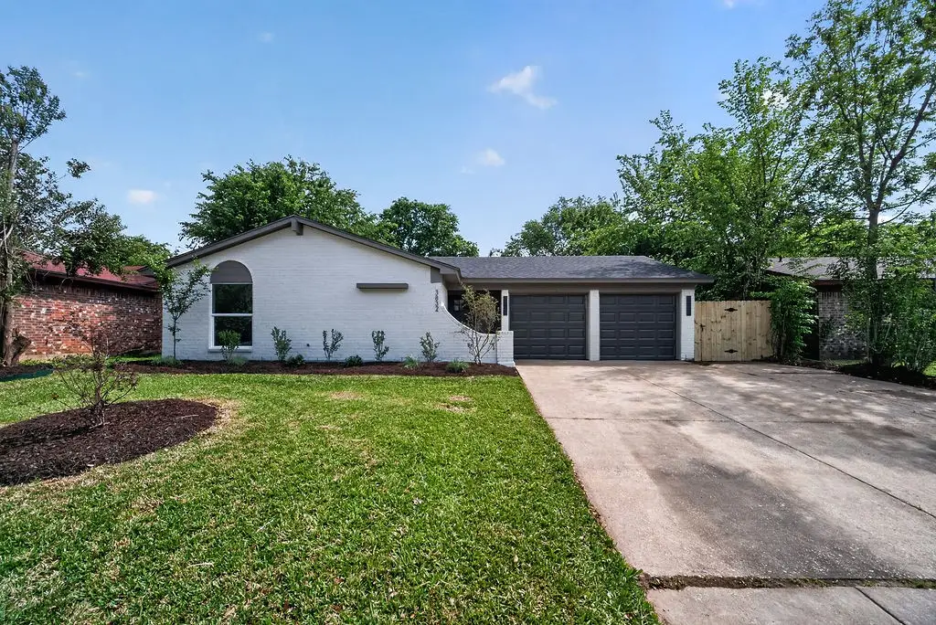 3832 Brambleton Place, Forest Hill, TX 76119 - #1