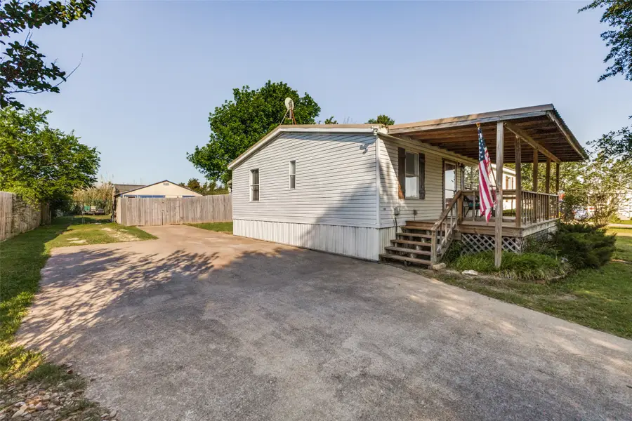131 Squires Court, Ellis, TX 75125 - #3