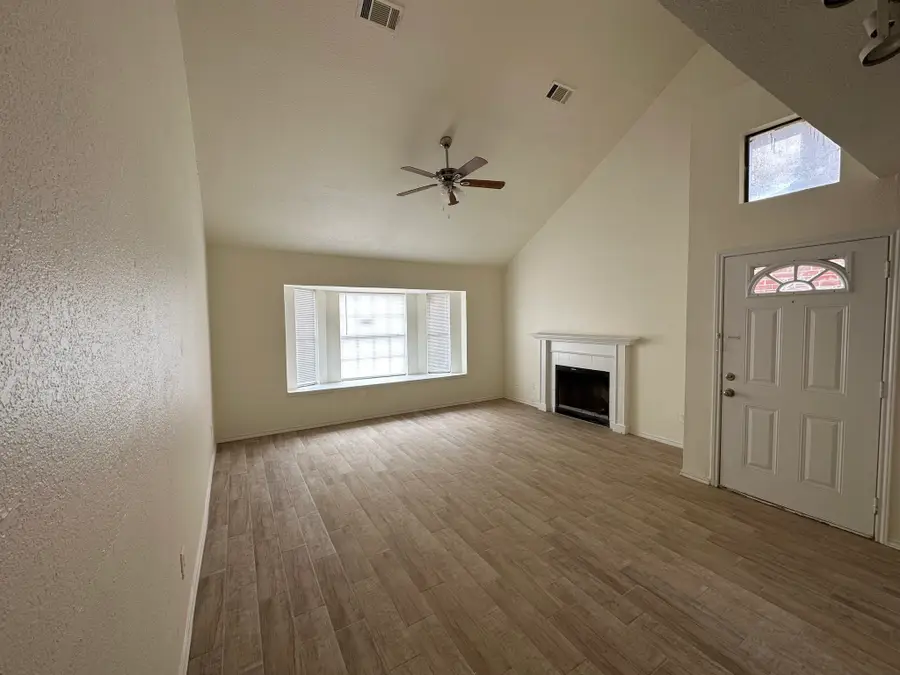 935 Fairbanks Circle, Duncanville, TX 75137 - #3