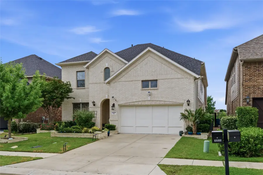 3215 Hyde Street, Irving, TX 75063 - #2