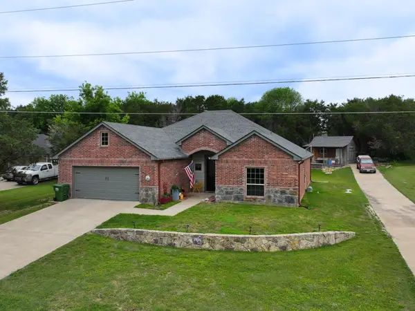 3904 Laramie Trail, Granbury, TX 76048