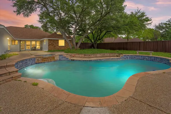 3718 Thornhill Way, Rowlett, TX 75088