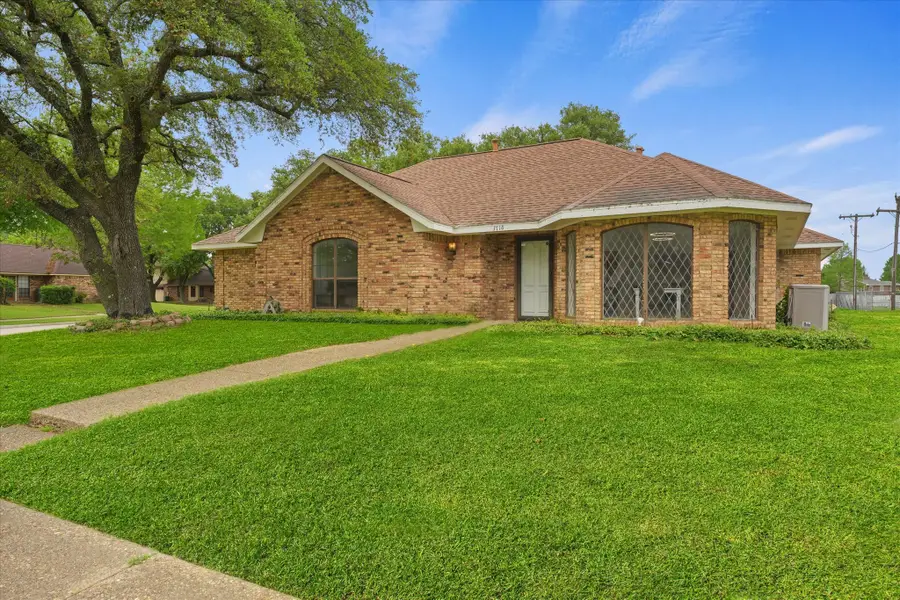 3718 Thornhill Way, Rowlett, TX 75088 - #2