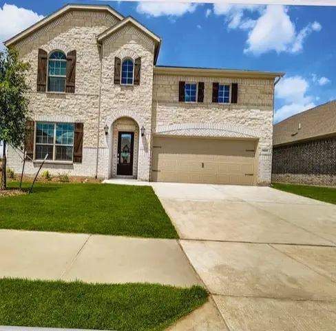 1033 Rosebay Drive, Justin, TX 76247