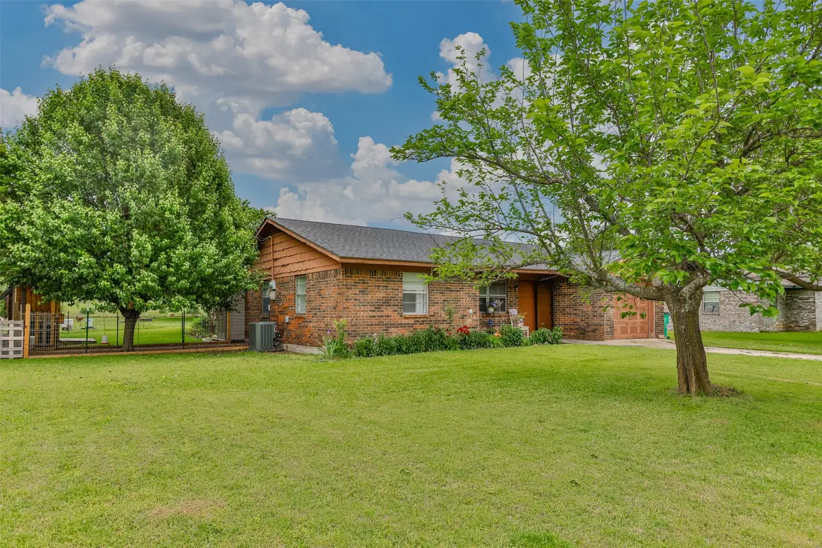 2212 Aspen Road, Gainesville, TX 76240 - #1