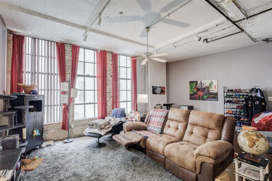 1122 Jackson Street #214, Dallas, TX 75202 - #2