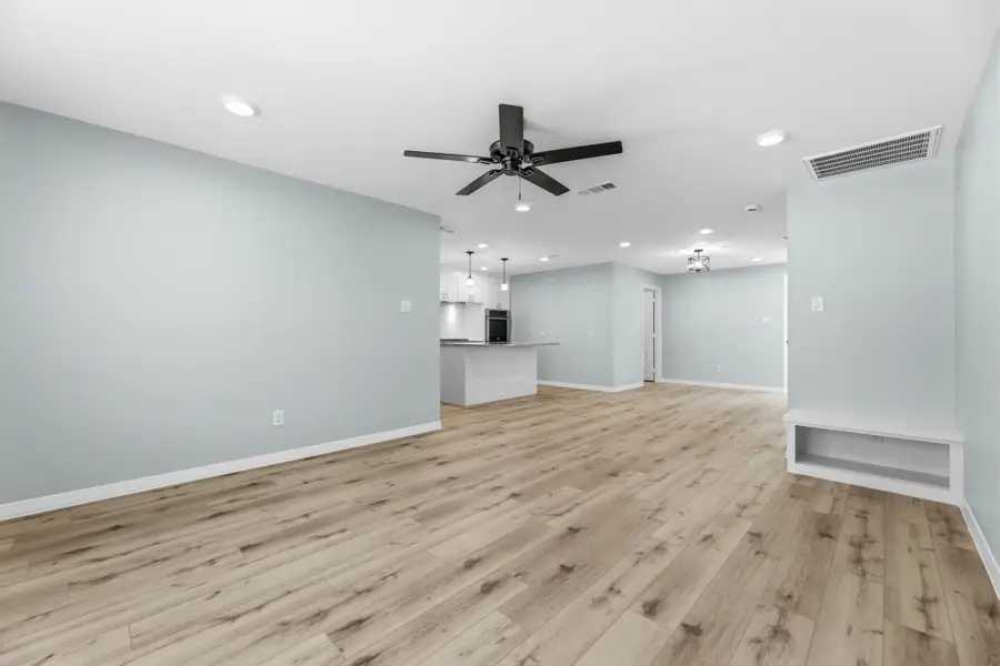 617 Truman Street, Arlington, TX 76011 - #3