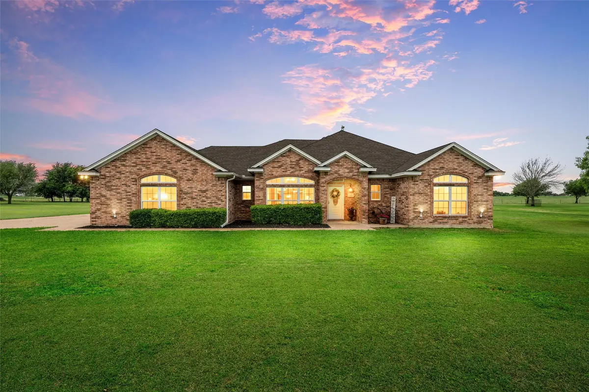 330 N Quail Run Drive, West, TX 76691 - #1