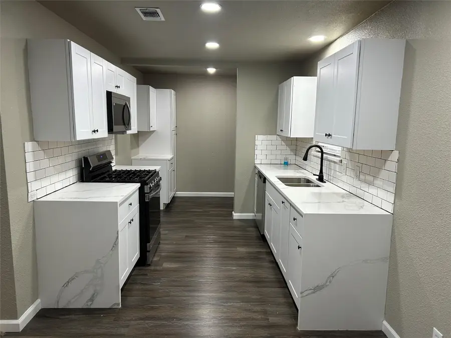 220 N Bernice Drive, Garland, TX 75042 - #2