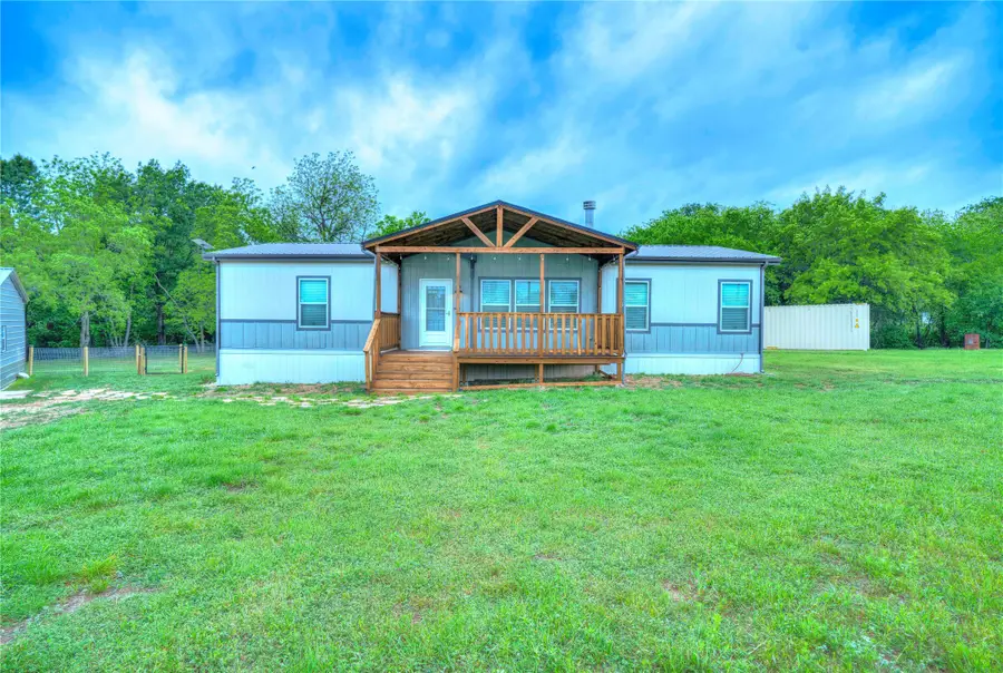 135 Lelon Lane, Springtown, TX 76082 - #3