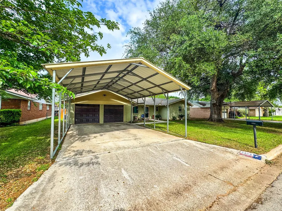 2302 16th Street, Brownwood, TX 76801 - #2