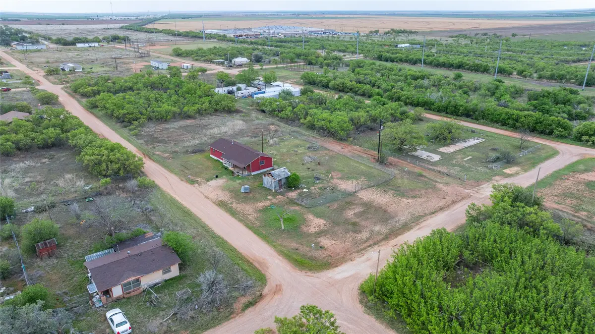 521 Avenue H, Anson, TX 79501 - #1