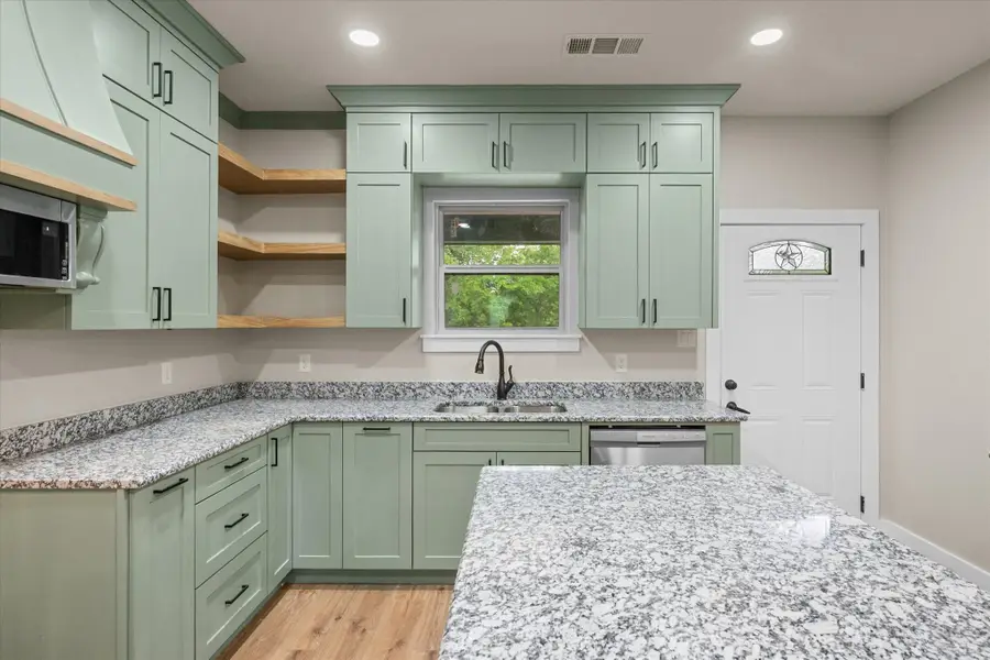 313 E 13th, Corsicana, TX 75110 - #3