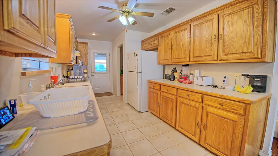 137 Apache Trail, Nocona, TX 76255 - #2