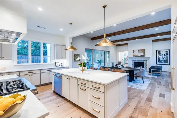 3935 Hawick Lane, Dallas, TX 75220