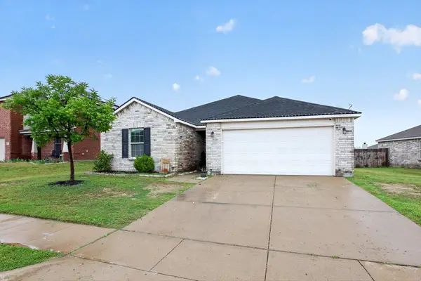 1256 Boxwood Lane, Burleson, TX 76028