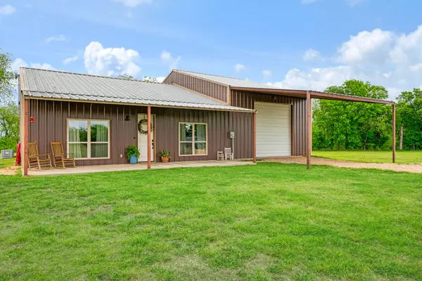819 County Road 12550, Paris, TX 75462