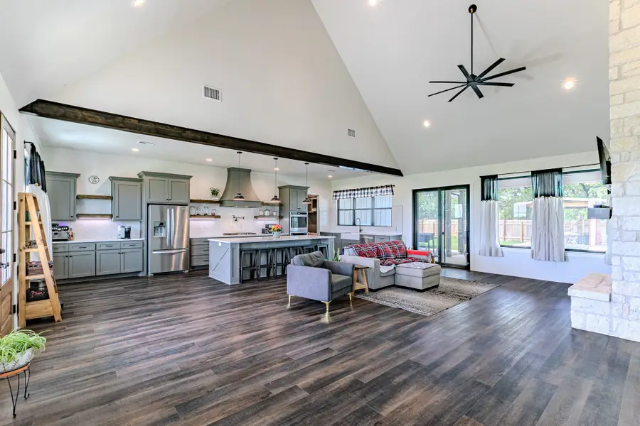 289 E Bell Road, Waco, TX 76705 - #2