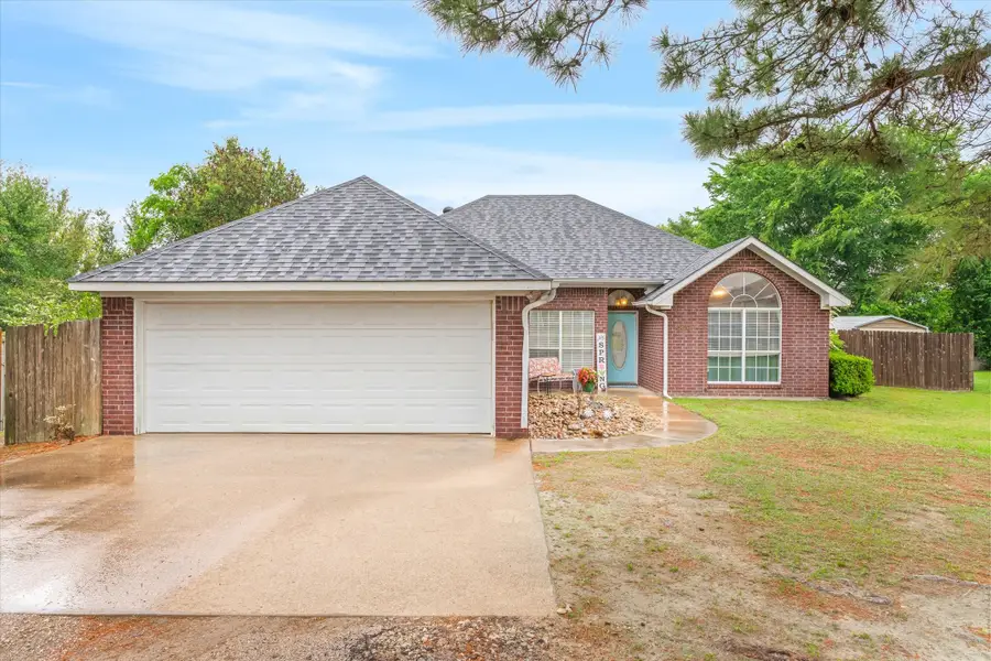 560 Washington Street, Van, TX 75790 - #3