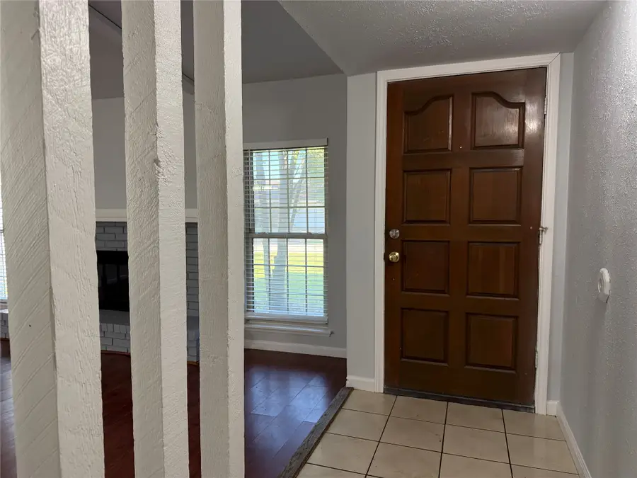7002 Forestview Drive, Arlington, TX 76016 - #2