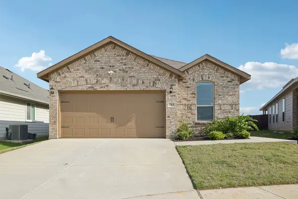 713 Presidio Street, Aubrey, TX 76227