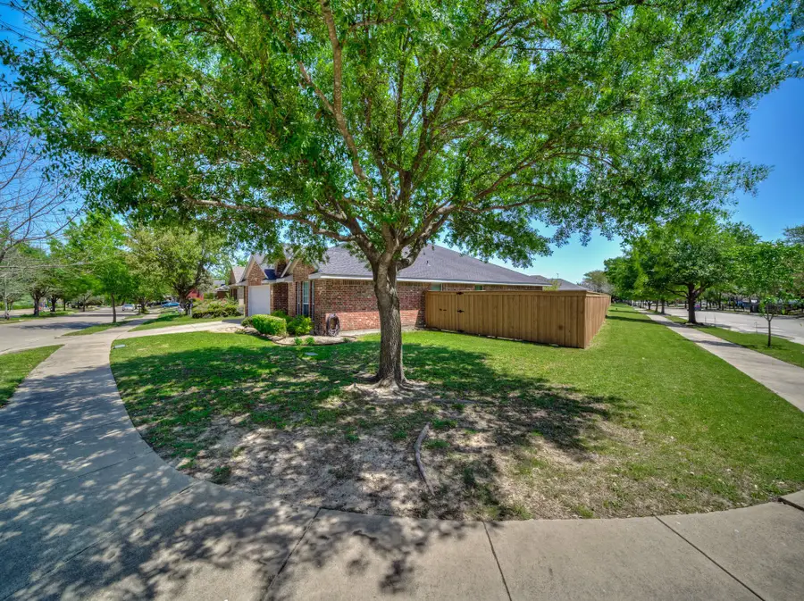 2040 Old Glory Drive, Heartland, TX 75126 - #2