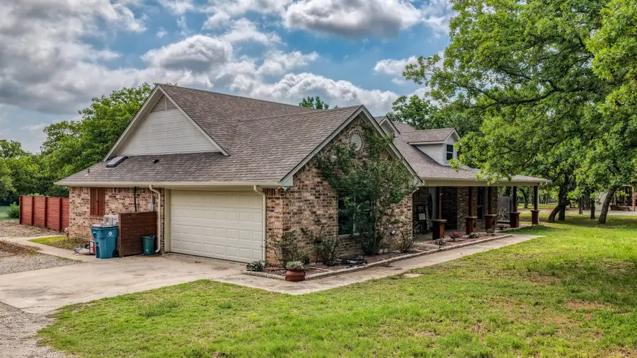 115 Deerfield Road, Paradise, TX 76073 - #3