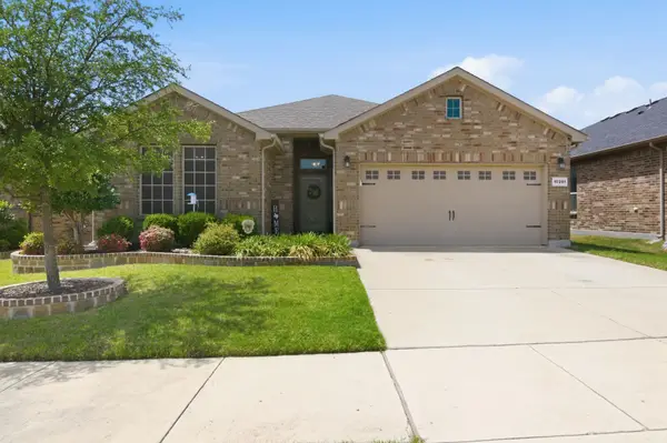 10201 Saltbrush Street, Fort Worth, TX 76177