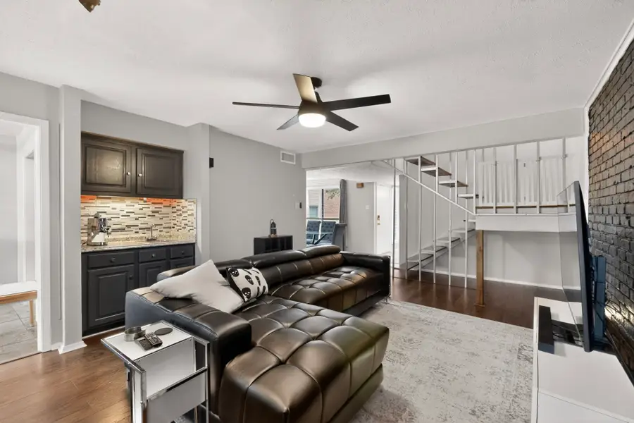 2208 Salem Drive, Carrollton, TX 75006 - #3