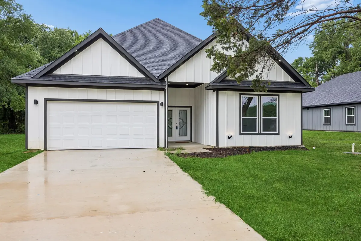305 Kalura Way, Tool, TX 75143 - #1