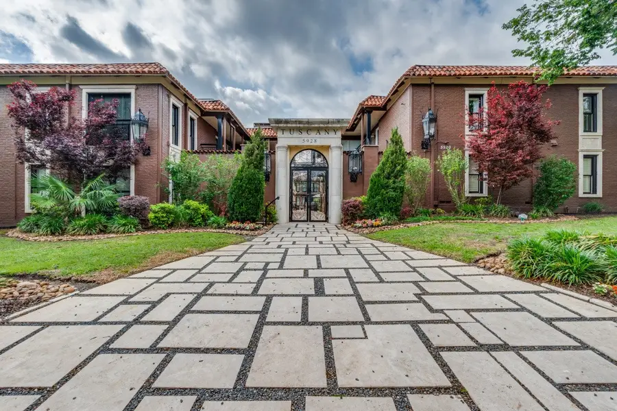 5932 Sandhurst Lane #113, Dallas, TX 75206 - #2