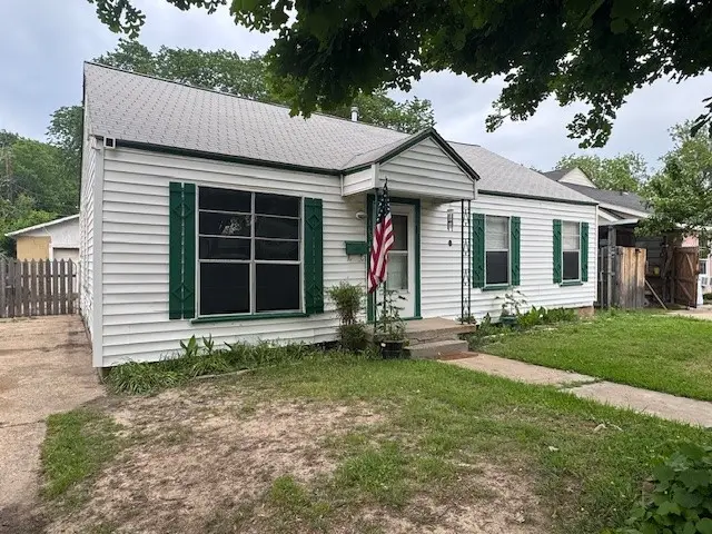 1634 Ash Street, Grand Prairie, TX 75050 - #1