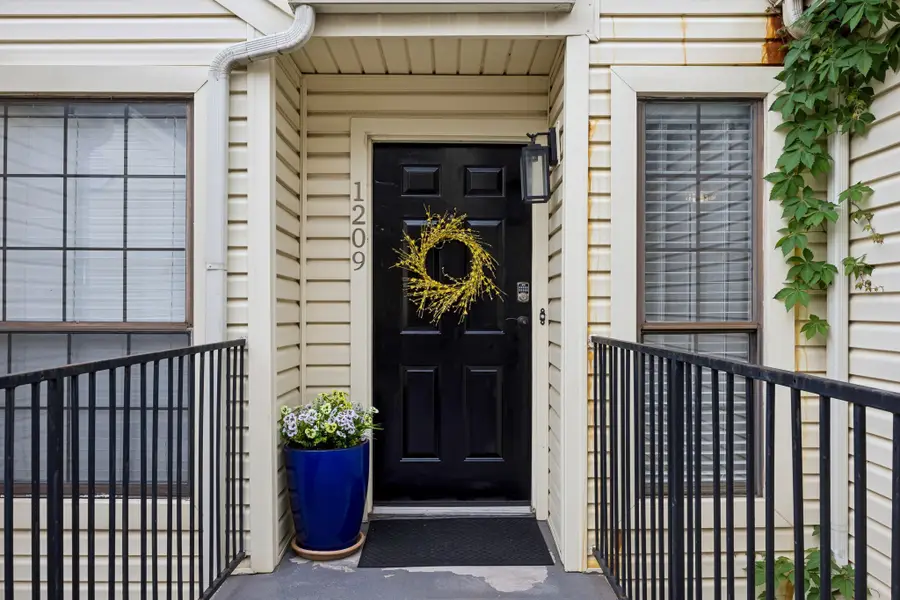 2428 Forest Brook Lane #1209, Arlington, TX 76006 - #3