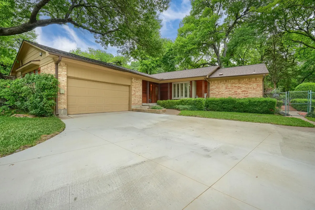 8226 Hunnicut Road, Dallas, TX 75228 - #1