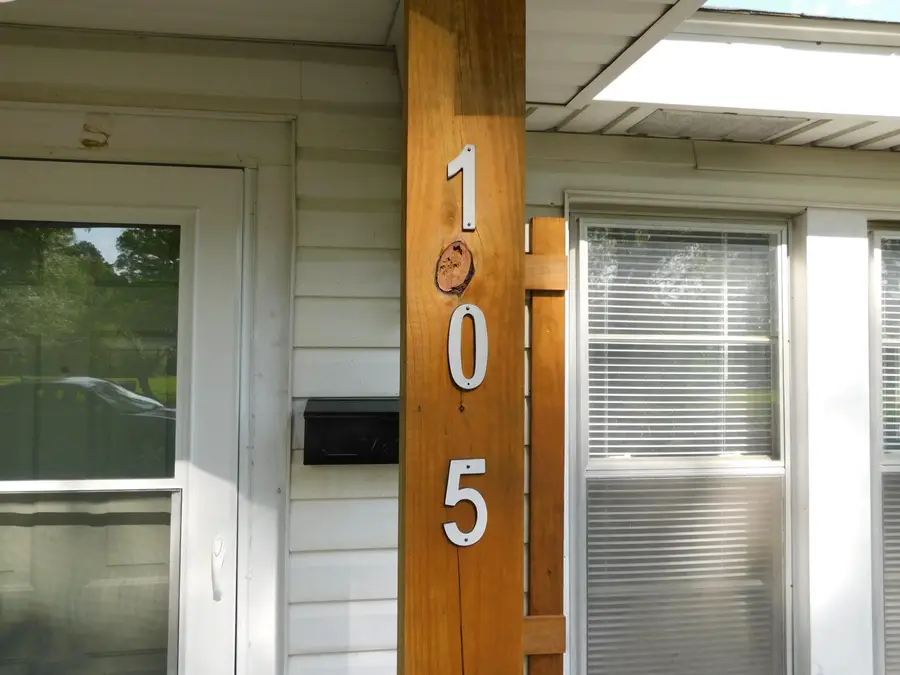 105 NW 2nd, Springhill, LA 71075 - #2