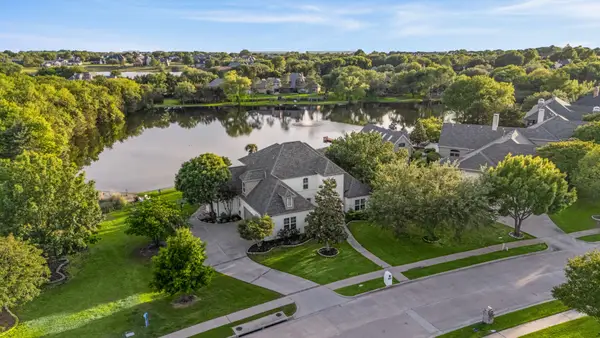 604 Willow Springs Drive, Heath, TX 75032