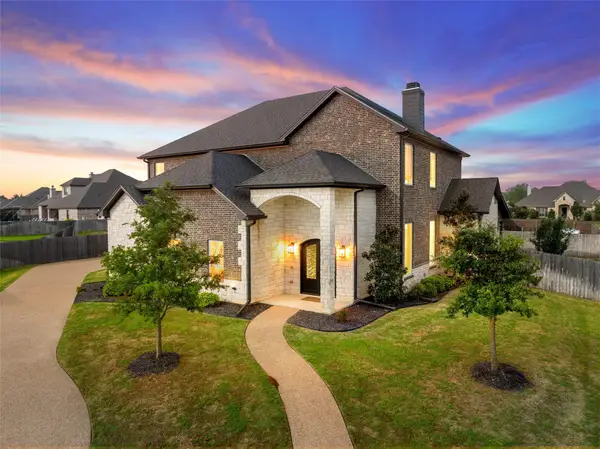 518 Stone Canyon Drive, McGregor, TX 76657