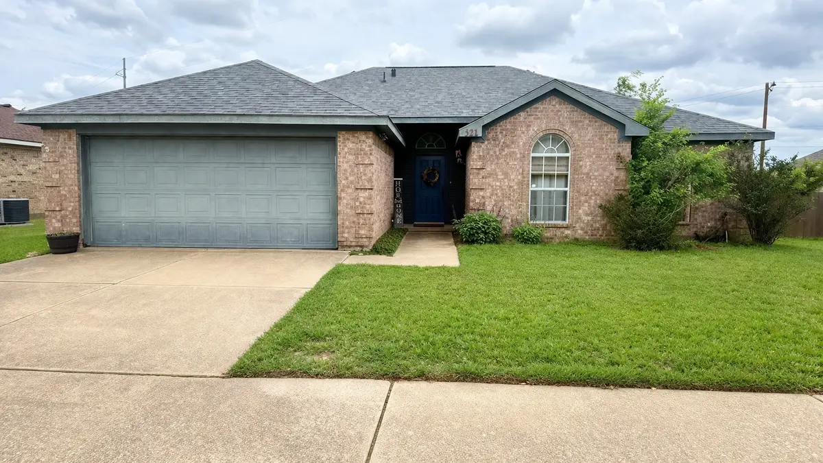 321 Village Parkway, Crowley, TX 76036 - #1