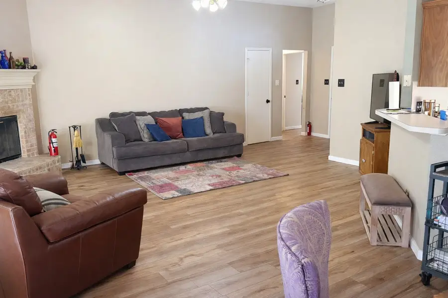 321 Village Parkway, Crowley, TX 76036 - #3