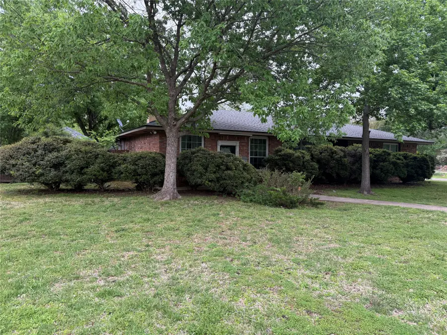 2200 Agnew Street, Bonham, TX 75418 - #2