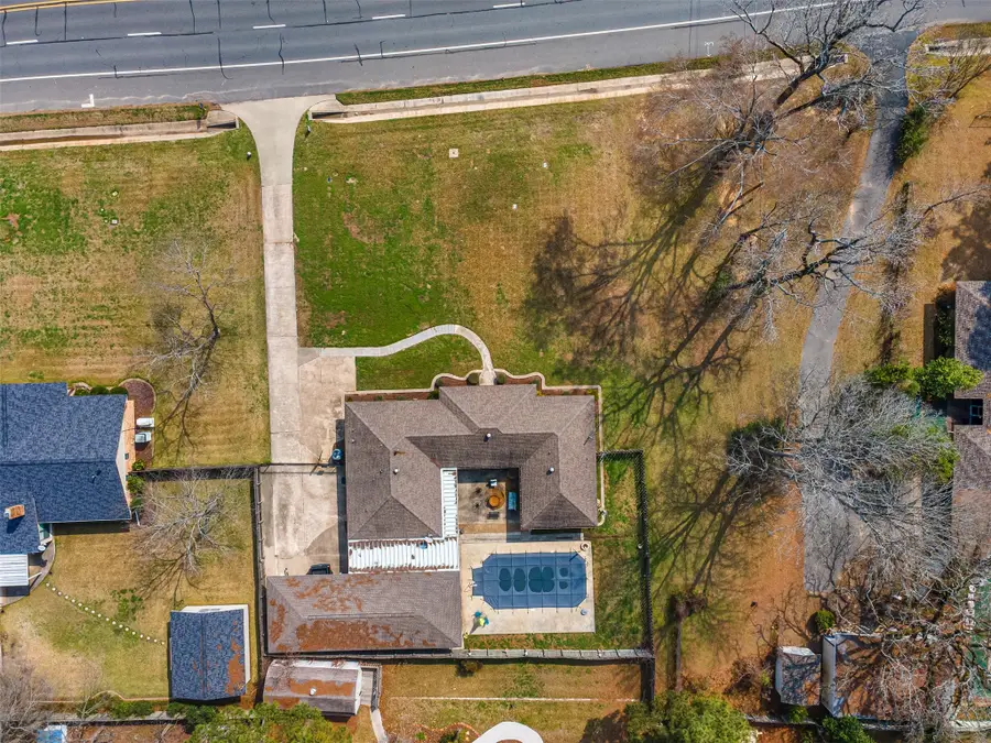 1302 W Sabine Street, Carthage, TX 75633 - #3