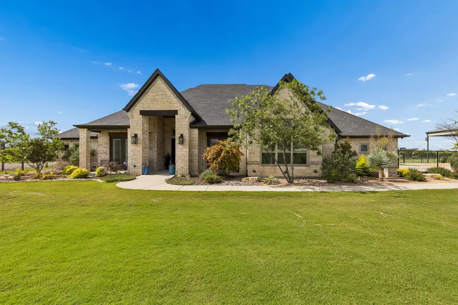 1025 High Point Street, Weatherford, TX 76087 - #2