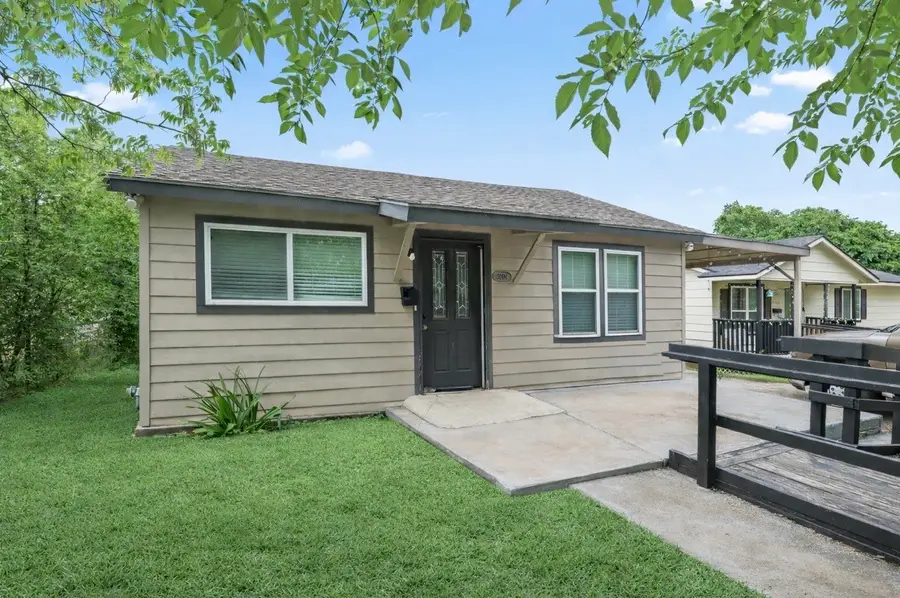 3304 Hardy Street, Fort Worth, TX 76106 - #2