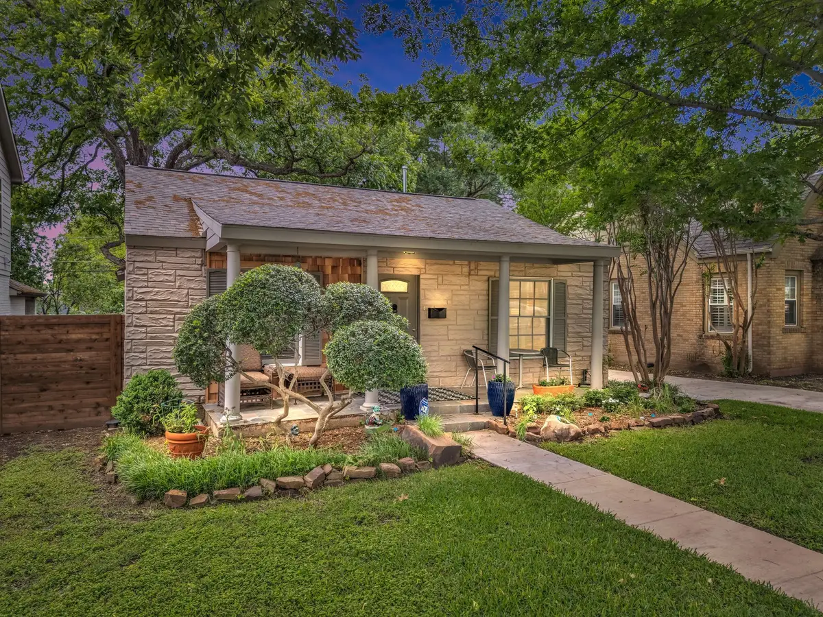 3905 El Campo Avenue, Fort Worth, TX 76107 - #1