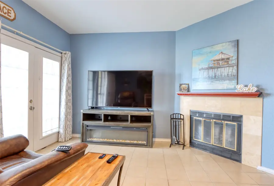 1933 Island Circle #B113, Tool, TX 75143 - #3