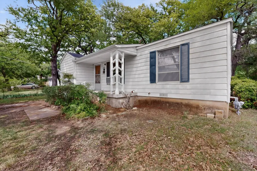 2701 Stark Street, Fort Worth, TX 76112 - #2